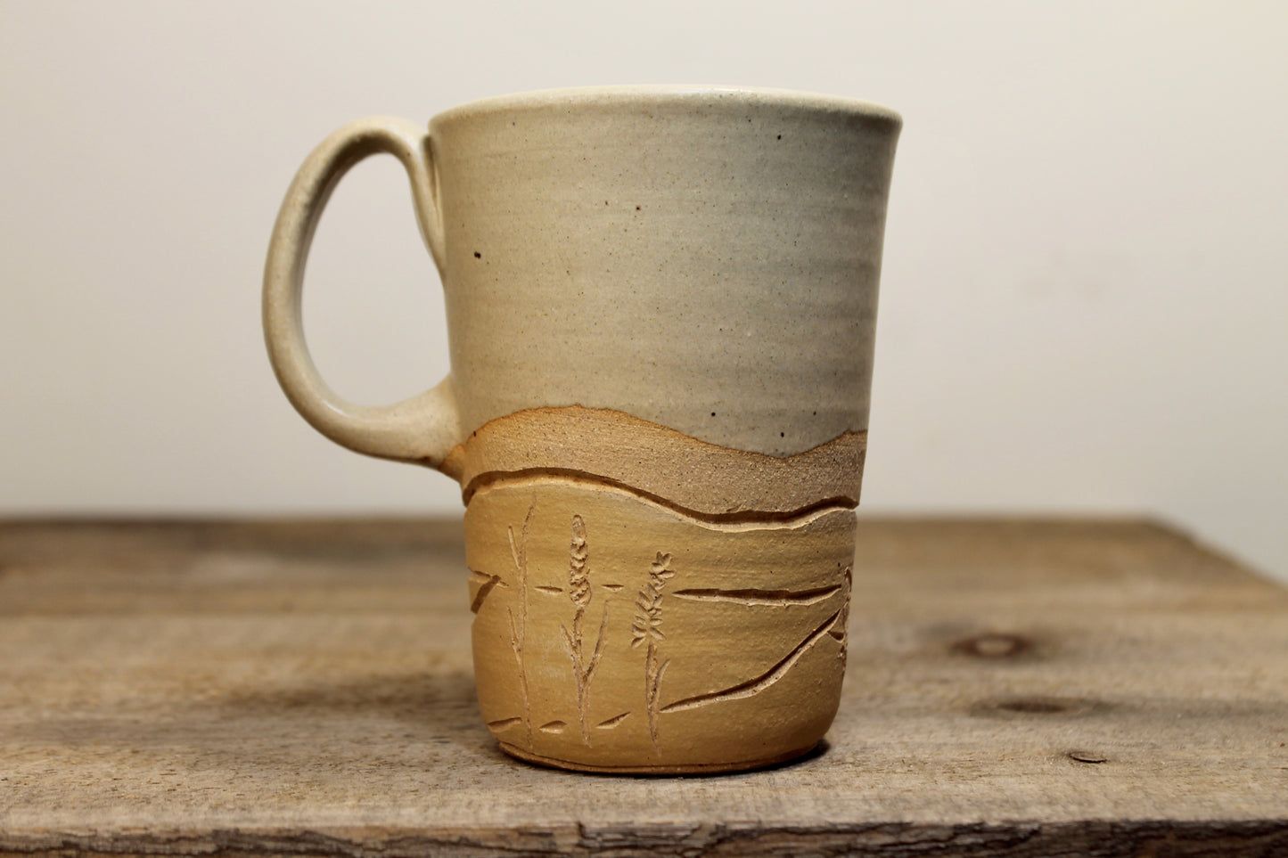 Meadow Travel Coffee Cup in Cream