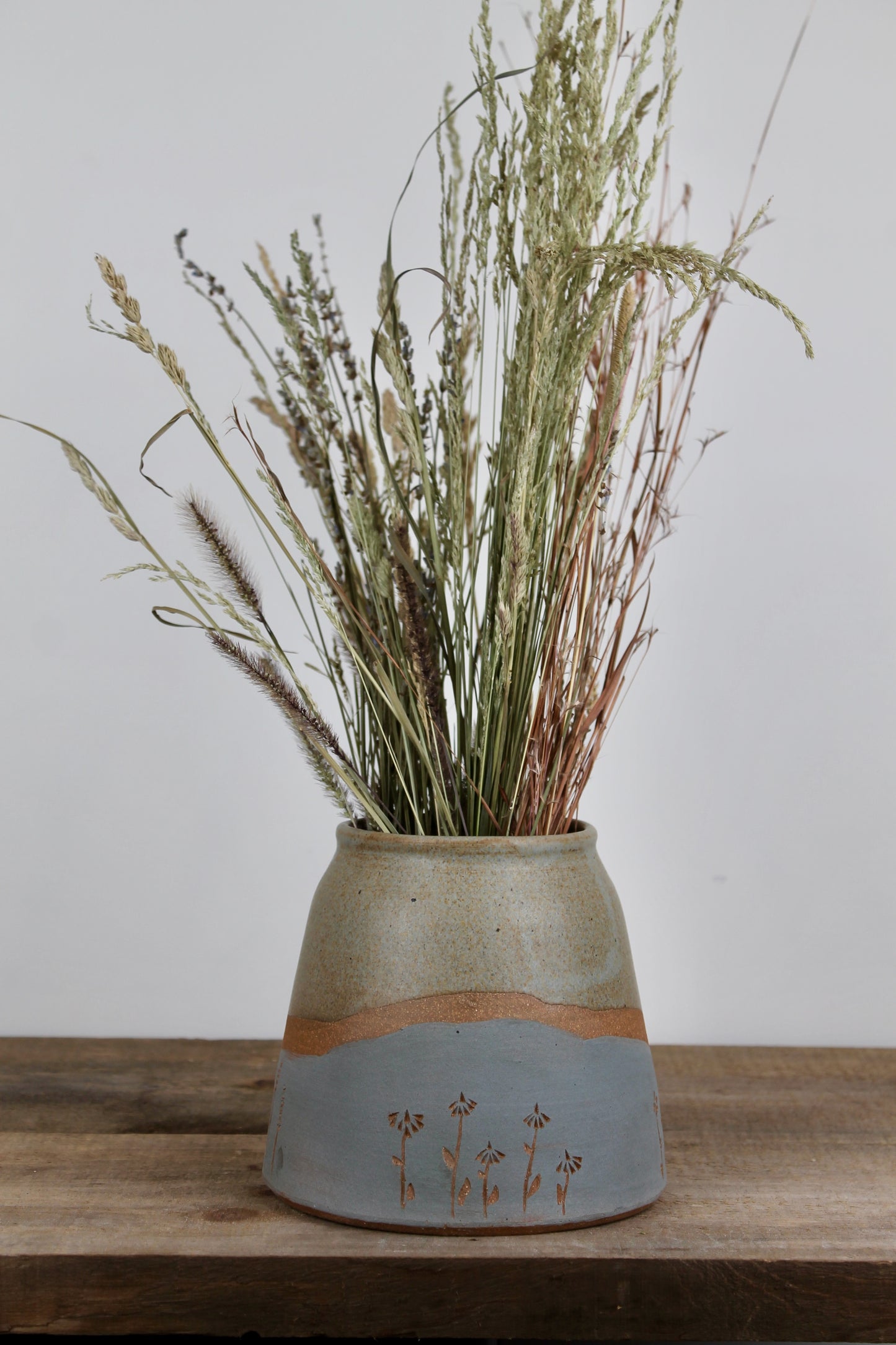 Meadow Vase in Stone