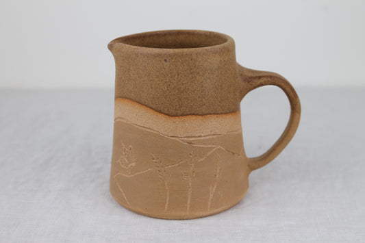 Small Meadow Pourer in Honey