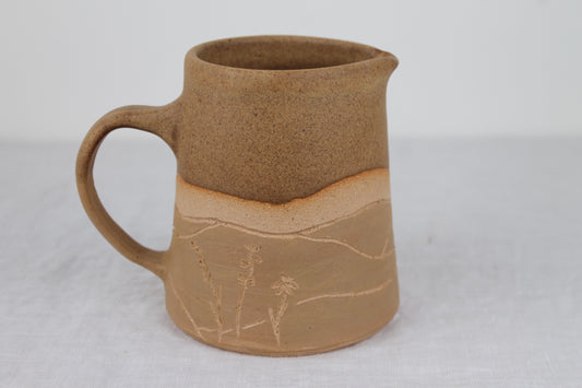 Small Meadow Pourer in Honey