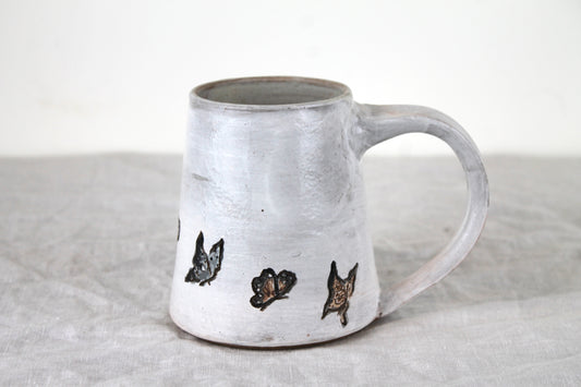 Butterfly Mug in Glossy White