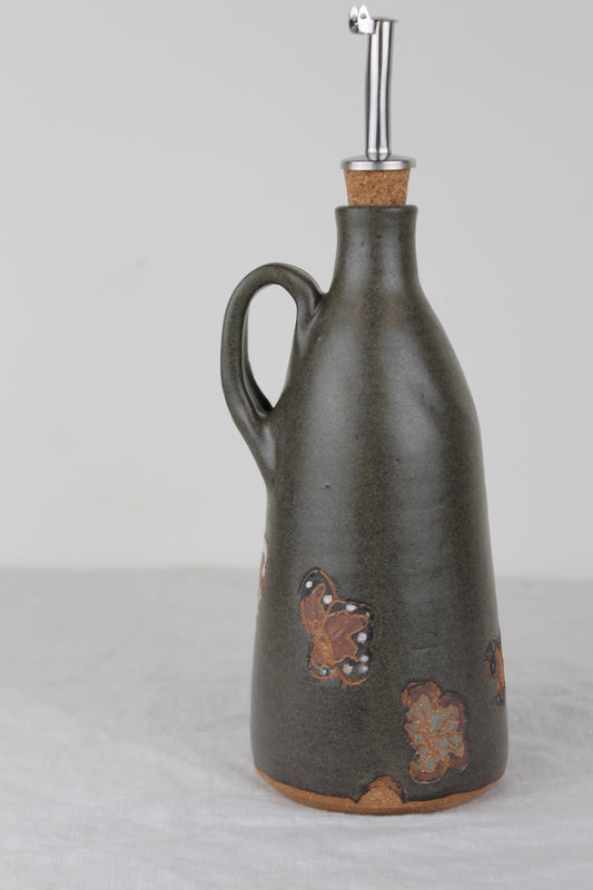 Butterfly Oil Pourer in Charcoal No. 2